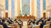 Сенат Казахстана завершил свою тридцатилетнюю историю
