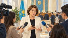 Депутат объяснила ограничения для журналистов в кулуарах Курултая