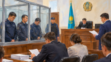 Трое полицейских в Рудном обвиняются в вымогательстве миллиона тенге