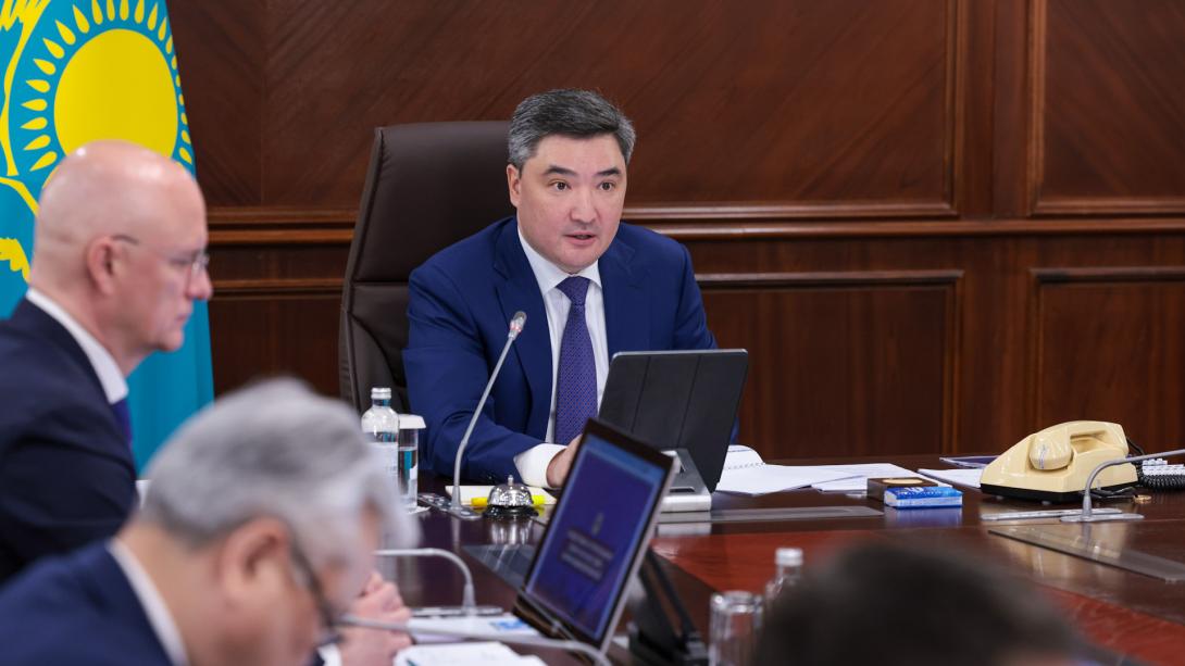 Олжас Абаевич